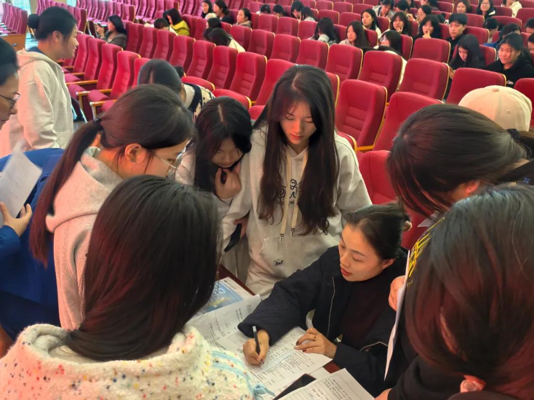 学校推进企业文化进校园活动走深走实