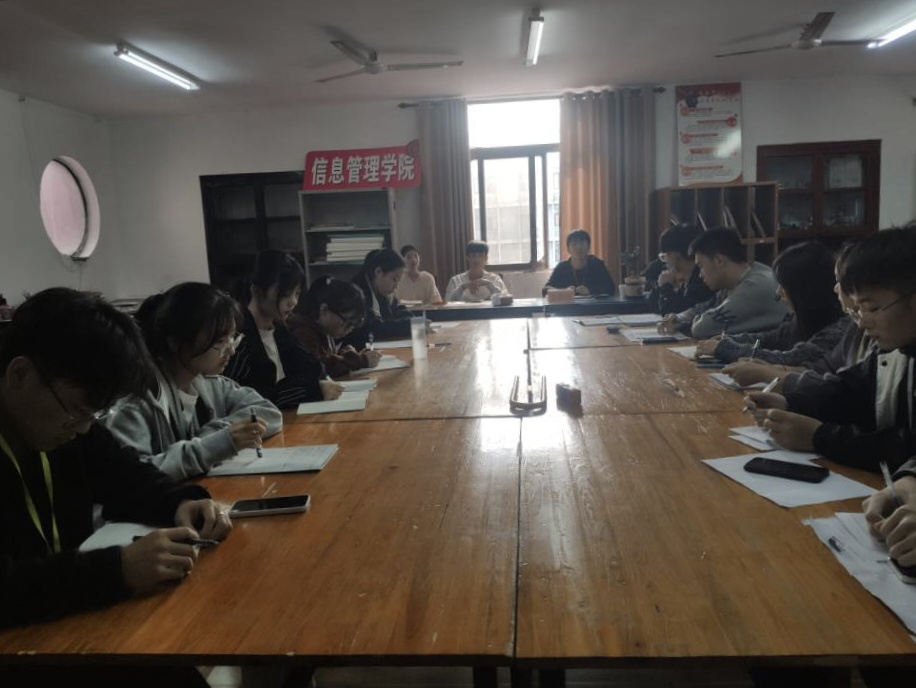 1605512210947060431.jpg 0194F02D5221957F45038A919B155F91.jpg